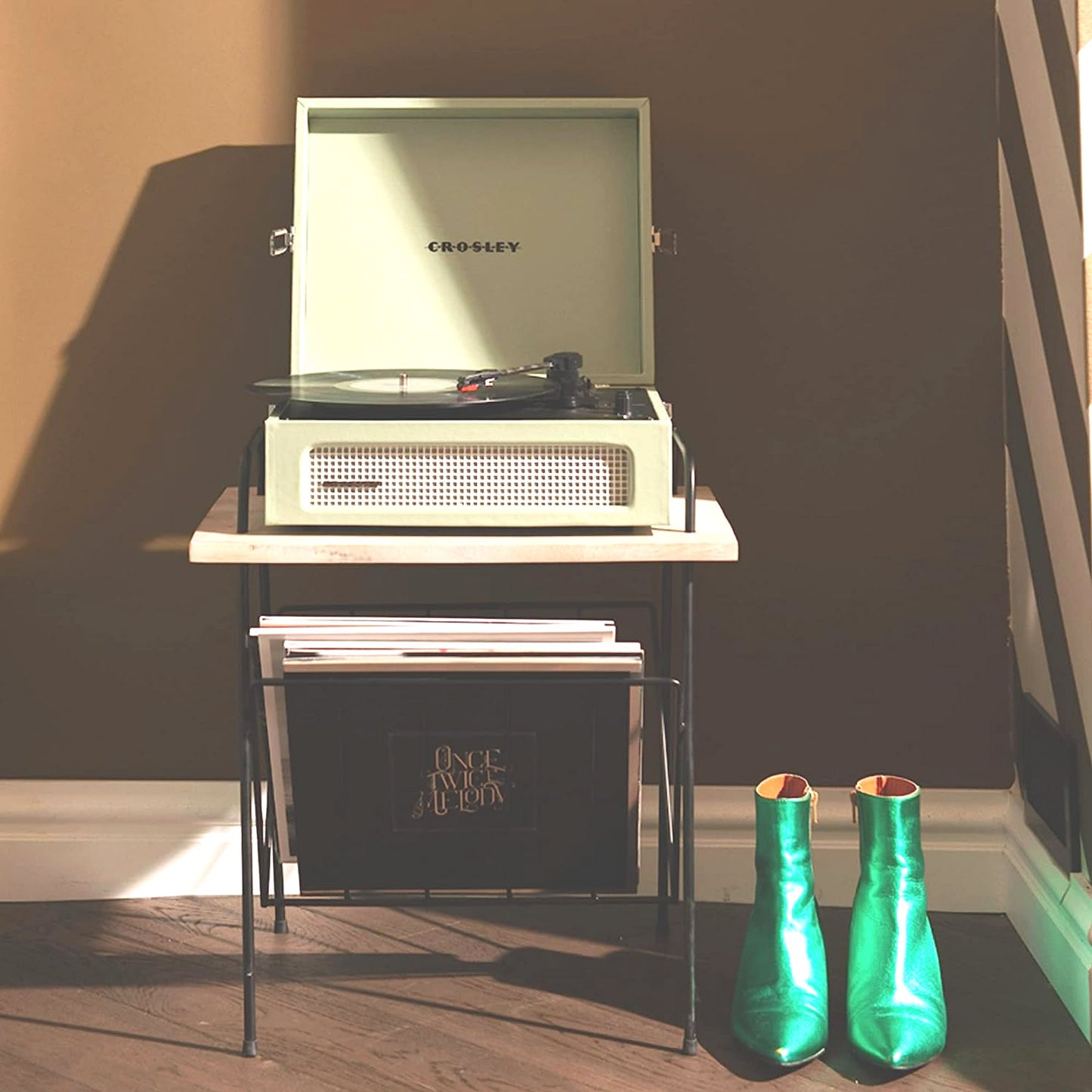 Crosley Wiltshire Turntable Stand