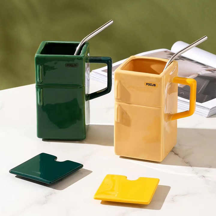 Retro Refrigerator Ceramic Mug with Lid & Straw - Green