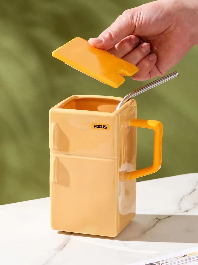 Retro Refrigerator Ceramic Mug with Lid & Straw - Green